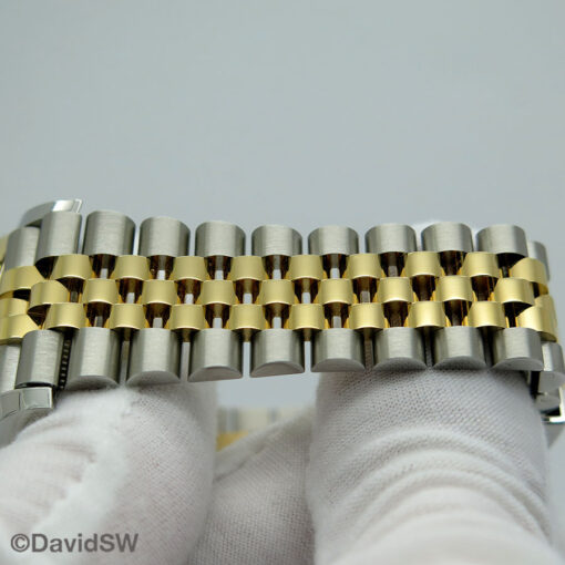 c93ffb8b img 2902