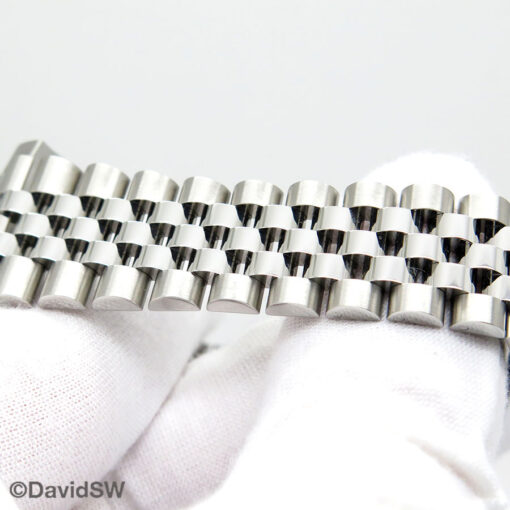 23 11 07 48