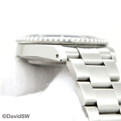 Rolex 16610LN Submariner - Image 9
