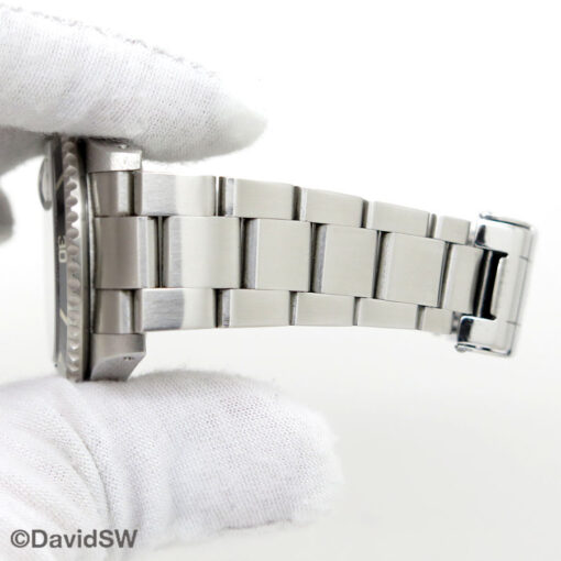 Rolex 16610LN Submariner - Image 13