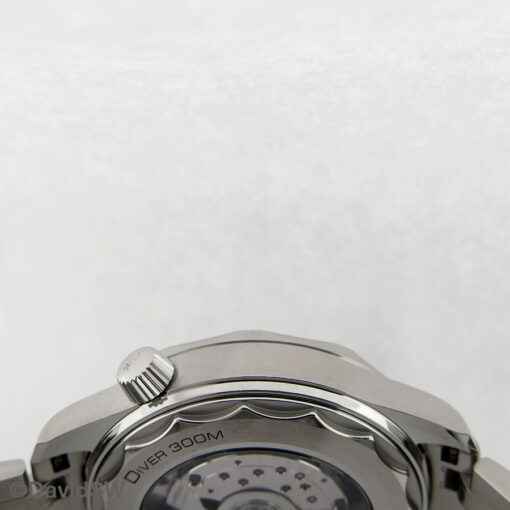Omega Seamaster Diver 300m with Black Dial on Bracelet - Image 6