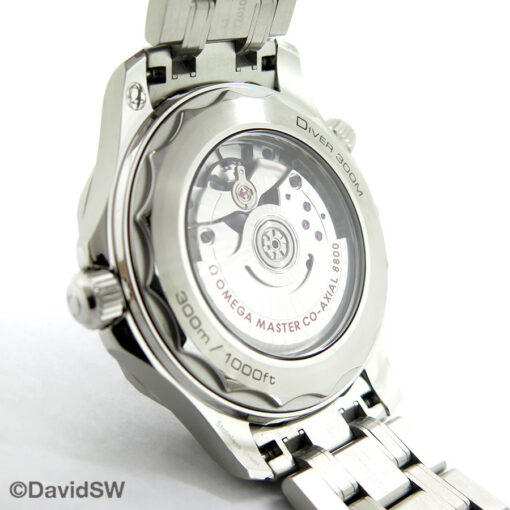 Omega Seamaster Diver 300m with Black Dial on Bracelet - Image 4