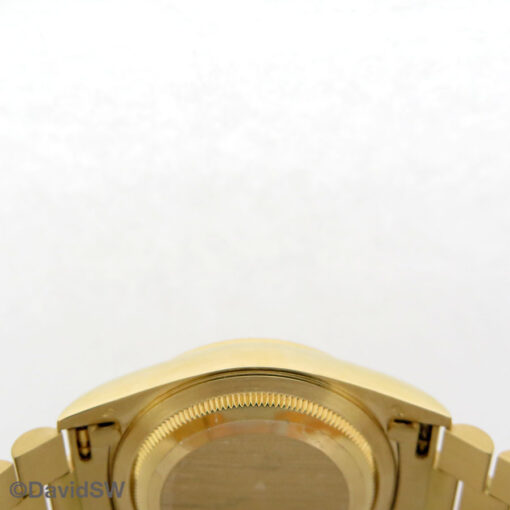 Rolex 18238 Day Date 18K Yellow Gold with Champagne Stick Dial - Image 9