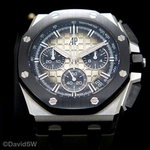 Audemars Piguet 26420SO Royal Oak Offshore Chronograph with Smoked Taupe Dial - Image 3