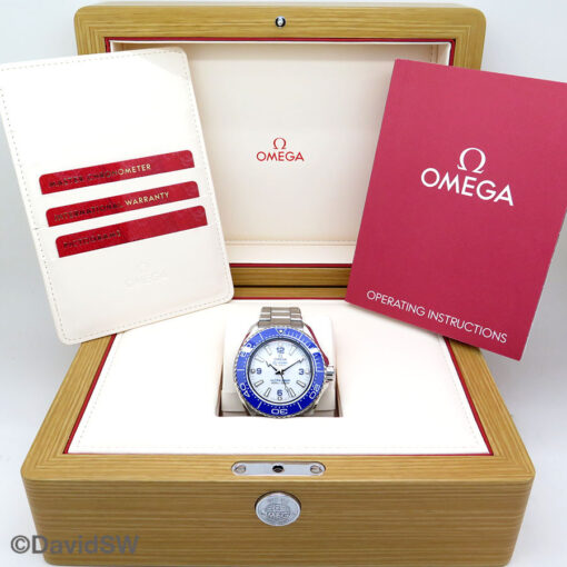 Omega Seamaster Planet Ocean 6000m Ultra Deep 46mm White and Blue - Image 2
