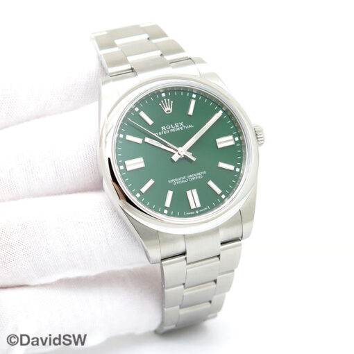 Rolex 124300 Oyster Perpetual 41 with Green Dial