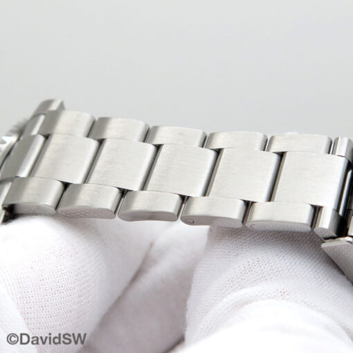 Rolex 116610LV Submariner - Image 8