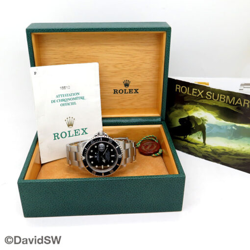 Rolex 16610LN Submariner - Image 2