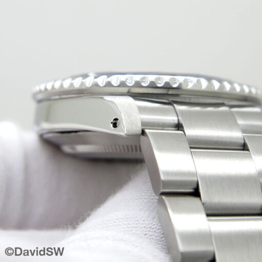 Rolex 16610LN Submariner - Image 9