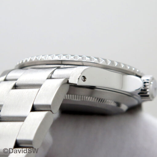 Rolex 16610LN Submariner - Image 8