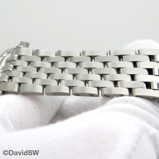 Breitling AB0137 Navitimer B01 Chronograph 46mm on Bracelet - Image 9