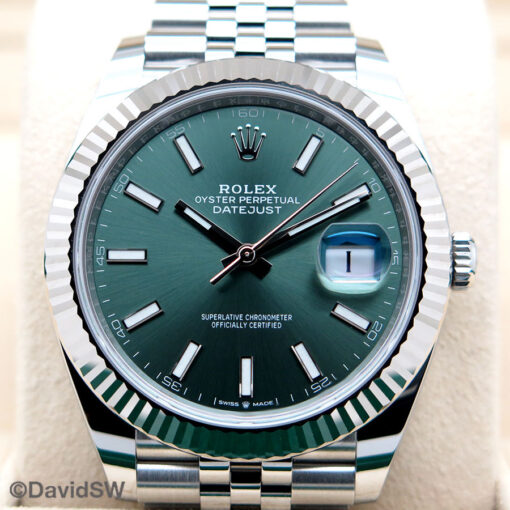 Rolex 126334 Datejust 41 with Mint Green Stick Dial on Jubilee - Image 3