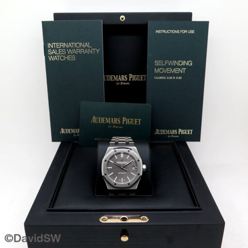 Audemars Piguet 15450ST Royal Oak 37mm with Ruthenium Dial - Image 2