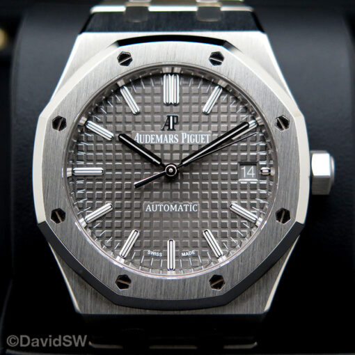 Audemars Piguet 15450ST Royal Oak 37mm with Ruthenium Dial - Image 3