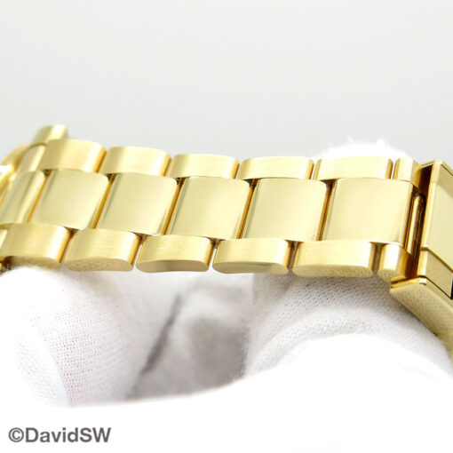 Rolex 116618LN Submariner 18K Yellow Gold - Image 8