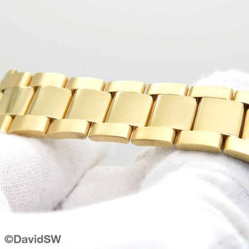Rolex 116618LN Submariner 18K Yellow Gold - Image 6