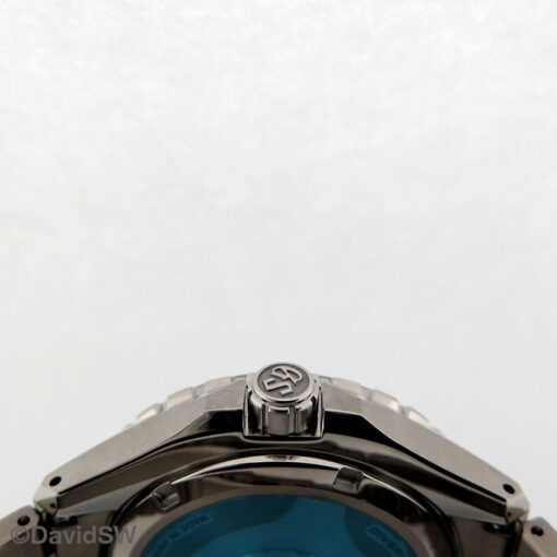 Grand Seiko SLGA023 Evolution 9 Spring Drive Ushio Titanium Diver - Image 5