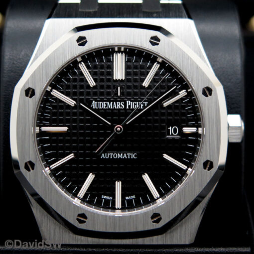 Audemars Piguet 15400ST Royal Oak with Black Dial - Image 3