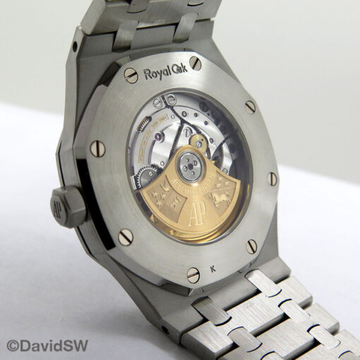 Audemars Piguet 15400ST Royal Oak with Black Dial - Image 4