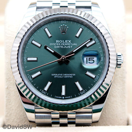 Rolex 126334 Datejust 41 with Mint Green Stick Dial on Jubilee - Image 3