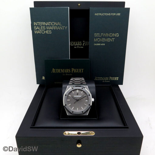 Alternative view of Audemars Piguet 15500ST Royal Oak with Ruthenium Dial