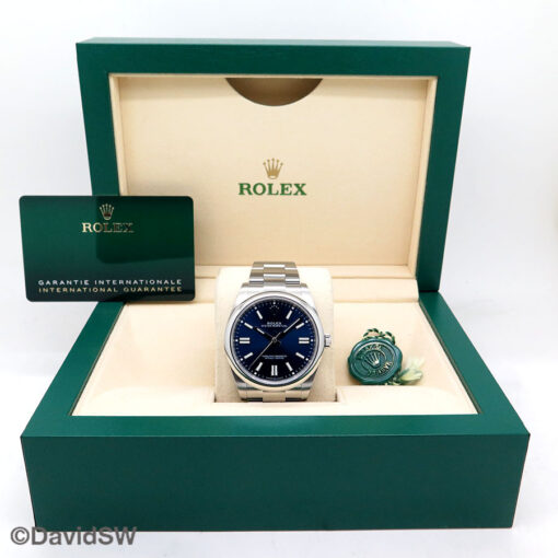 Rolex 124300 Oyster Perpetual 41mm with Blue Dial - Image 2