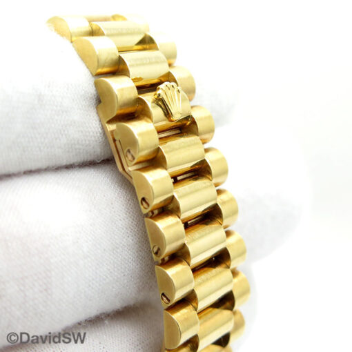 Rolex 18238 Day Date 18K Yellow Gold with Champagne Stick Dial - Image 10