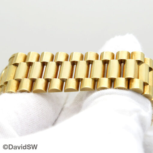 Rolex 18238 Day Date 18K Yellow Gold with Champagne Stick Dial - Image 9