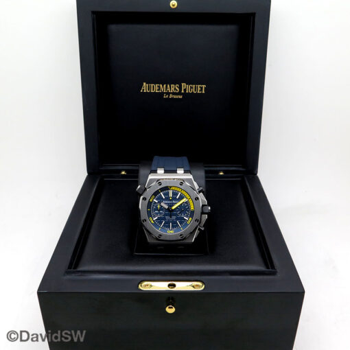 Alternative view of Audemars Piguet 26703ST Royal Oak Offshore Diver Chronograph