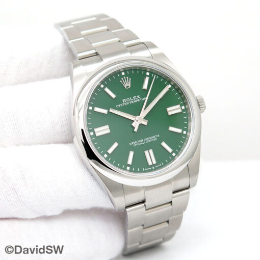 Rolex 124300 Oyster Perpetual 41 with Green Dial