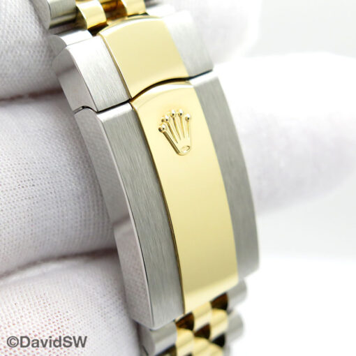 Rolex 336933 Skydweller 18K/SS with Champagne Dial on Jubilee (New 2023 Model) - Image 7