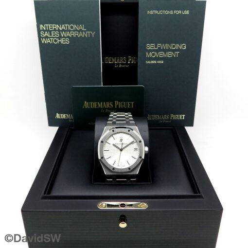 Audemars Piguet 15500ST Royal Oak with Silver Dial - Image 2