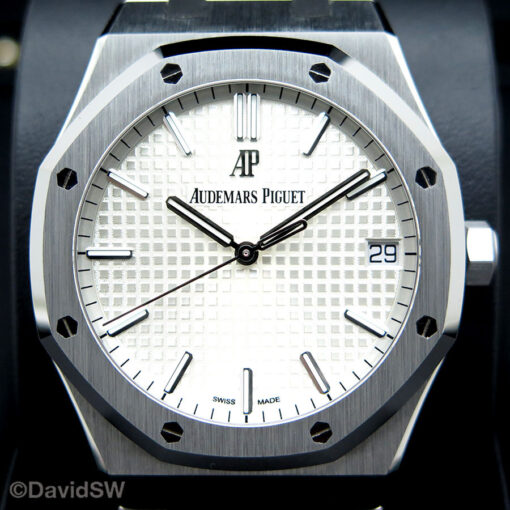 Audemars Piguet 15500ST Royal Oak with Silver Dial - Image 3