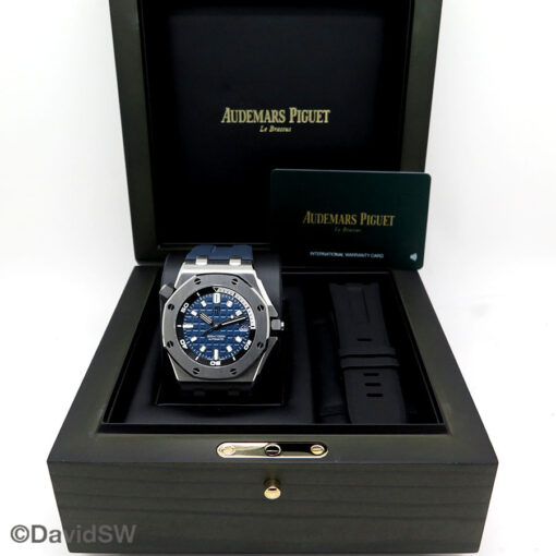 Audemars Piguet 15720ST Royal Oak Offshore Diver with Blue Dial - Image 2