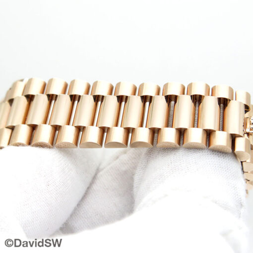 Rolex 128235 Day Date 18K Rose Gold with Eisenkiesel Diamond Roman Dial - Image 8