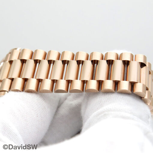 Rolex 128235 Day Date 18K Rose Gold with Eisenkiesel Diamond Roman Dial - Image 6