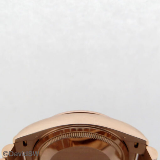 Rolex 128235 Day Date 18K Rose Gold with Eisenkiesel Diamond Roman Dial - Image 5