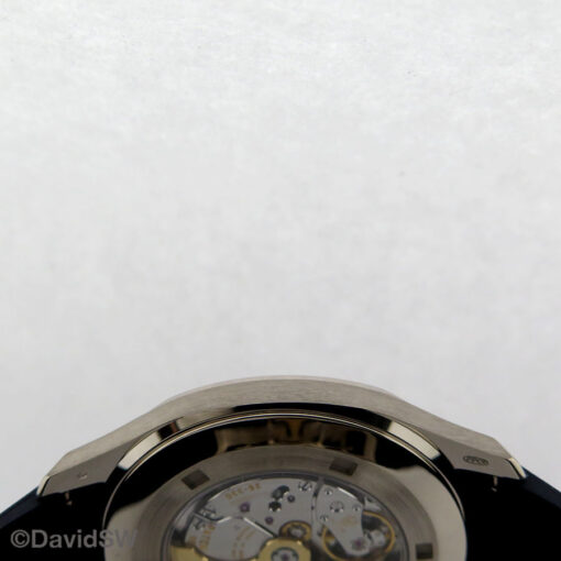 Patek Philippe 5168G Aquanaut with Blue Dial - Image 6