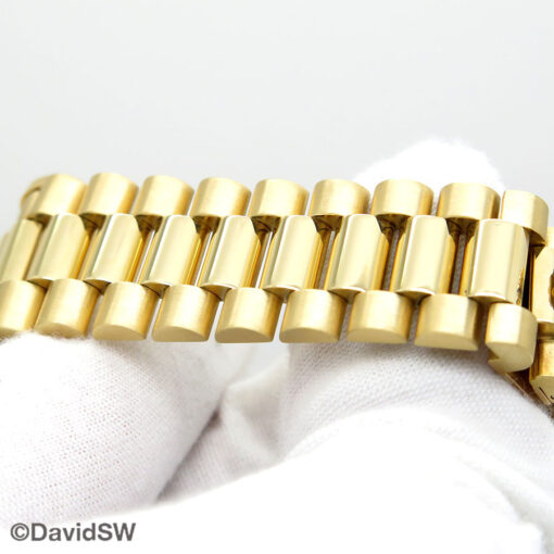 Rolex 18238 Day Date 18K Yellow Gold with Champagne Diamond Dial - Image 12
