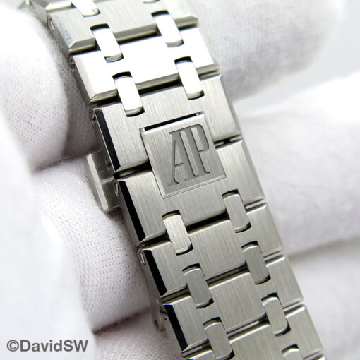 Audemars Piguet 15510ST Royal Oak with Black Dial - Image 8