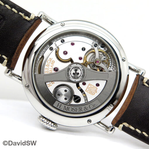 H. Moser & Cie 8200 Heritage Centre Seconds Automatic - Image 4