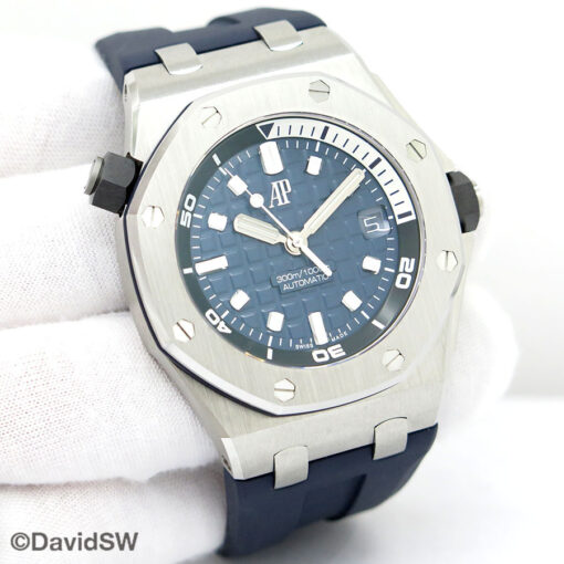Audemars Piguet 15720ST Royal Oak Offshore Diver with Blue Dial