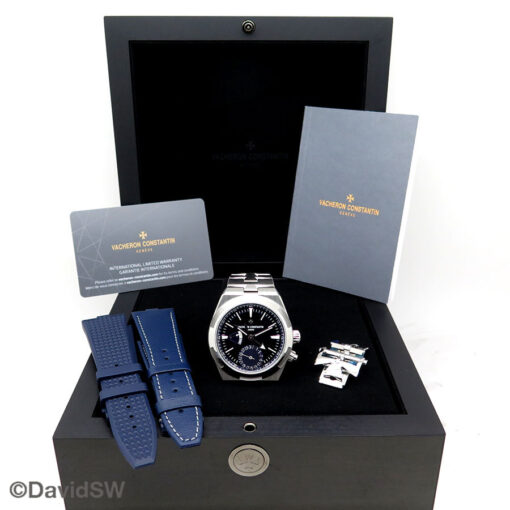 Alternative view of Vacheron Constantin 7920V Overseas Dual Time with Blue Dial (New Model)