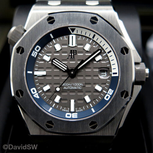 Audemars Piguet 15720ST Royal Oak Offshore Diver with Grey Dial - Image 3