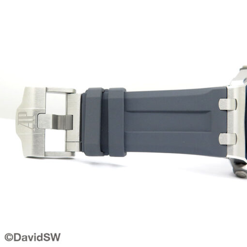 Audemars Piguet 15720ST Royal Oak Offshore Diver with Grey Dial - Image 7