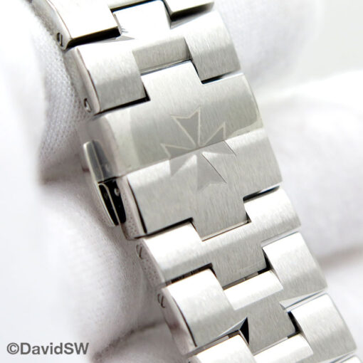 Vacheron Constantin 4500V Overseas with Black Dial Automatic - Image 8