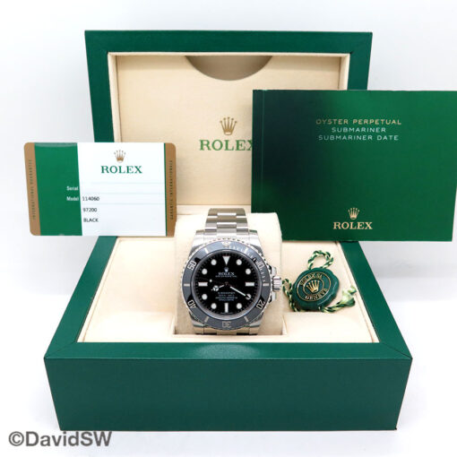 Alternative view of Rolex 114060 Submariner No Date