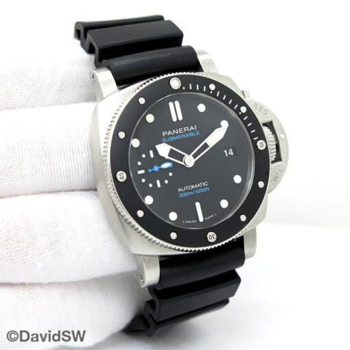 Panerai PAM 683 Luminor Submersible 42mm Automatic