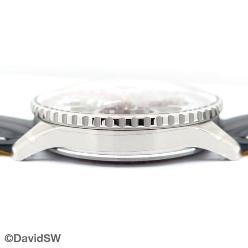 Breitling AB0137 Navitimer B01 Chronograph 46mm with Green Dial on Strap - Image 7