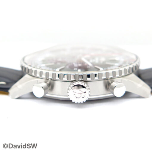 Breitling AB0137 Navitimer B01 Chronograph 46mm with Green Dial on Strap - Image 6